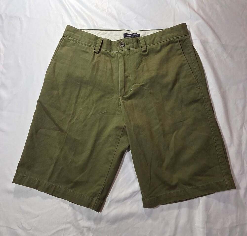 Banana Republic Olive Green Chino Shorts Size 31